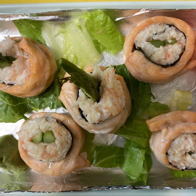 Baked Salmon Roll